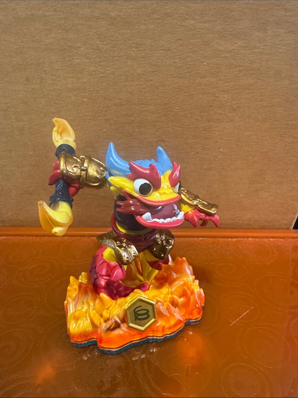 Flame Dragon Battle Figurine - Red & Blue